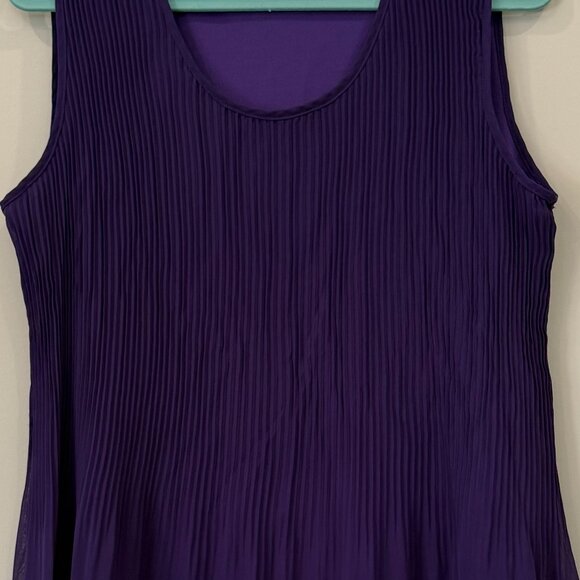 Cleo Pleated Asymmetrical Sleeveless Round Neck Top Purple Large - Picture 2 of 6